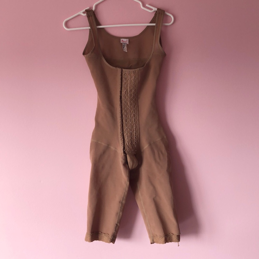 Maria E Size XS Stage 2 Compression Garment Faja